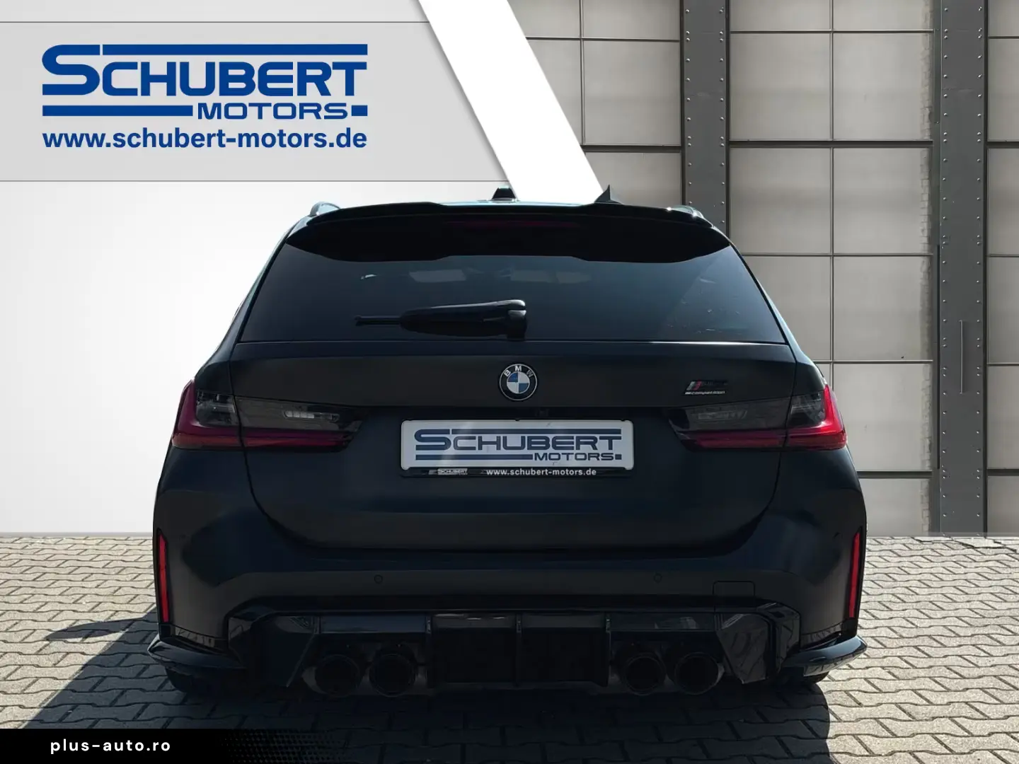 BMW M3 Competition Tour. CARBON