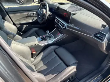 BMW M3 Competition Tour. CARBON