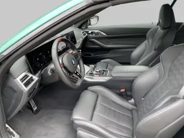 BMW M4 COMPETITION M XDR HUD