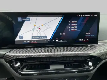 BMW M4 COMPETITION M XDR HUD