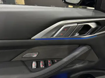 BMW M4 Competition M xDrive Cabrio