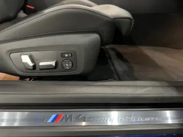 BMW M4 Competition M xDrive Cabrio