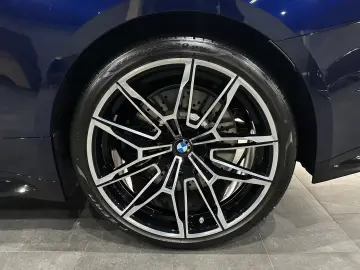 BMW M4 Competition M xDrive Cabrio