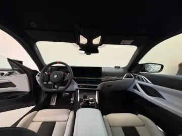 BMW M4 Coupe M xDrive Competition