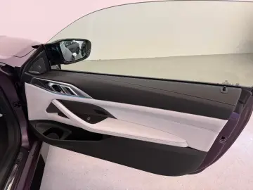 BMW M4 Coupe M xDrive Competition