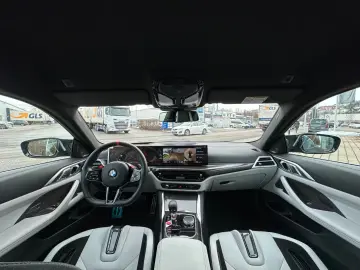 BMW M4 xDrive Comp Individual