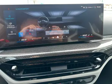 BMW M4 xDrive Comp Individual