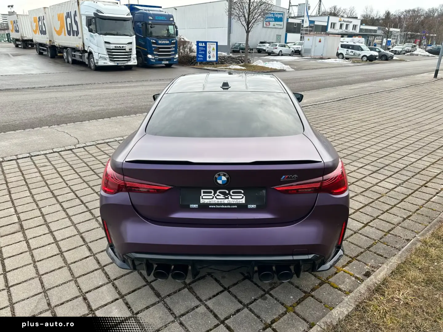 BMW M4 xDrive Comp Individual