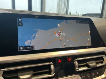 BMW M4 xDrive Competition HUD Navi Leder Harman-Kard