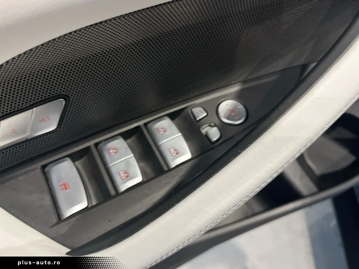 BMW M4 xDrive Competition HUD Navi Leder Harman-Kard