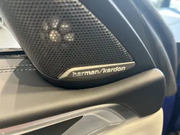 BMW M4 xDrive Competition HUD Navi Leder Harman-Kard