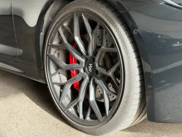 BMW M5 Limousine Competition erst 39 Tkm Akrapovic