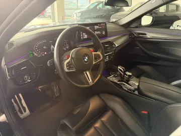 BMW M5 Limousine Competition erst 39 Tkm Akrapovic