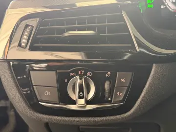 BMW M5 Limousine Competition erst 39 Tkm Akrapovic