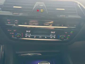 BMW M5 Limousine Competition erst 39 Tkm Akrapovic