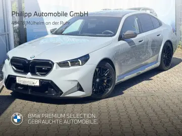 BMW M5 Limousine CarbonKeramik AHK B&W CarbonPack