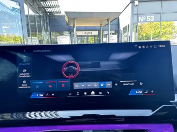 BMW M5 Limousine CarbonKeramik AHK B&W CarbonPack