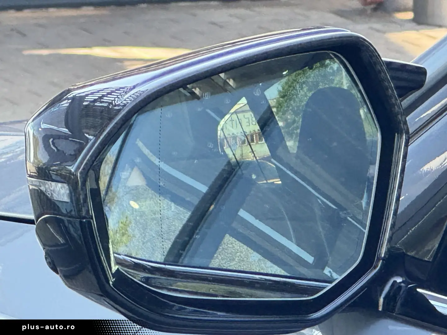 BMW M5 Limousine CarbonKeramik AHK B&W CarbonPack