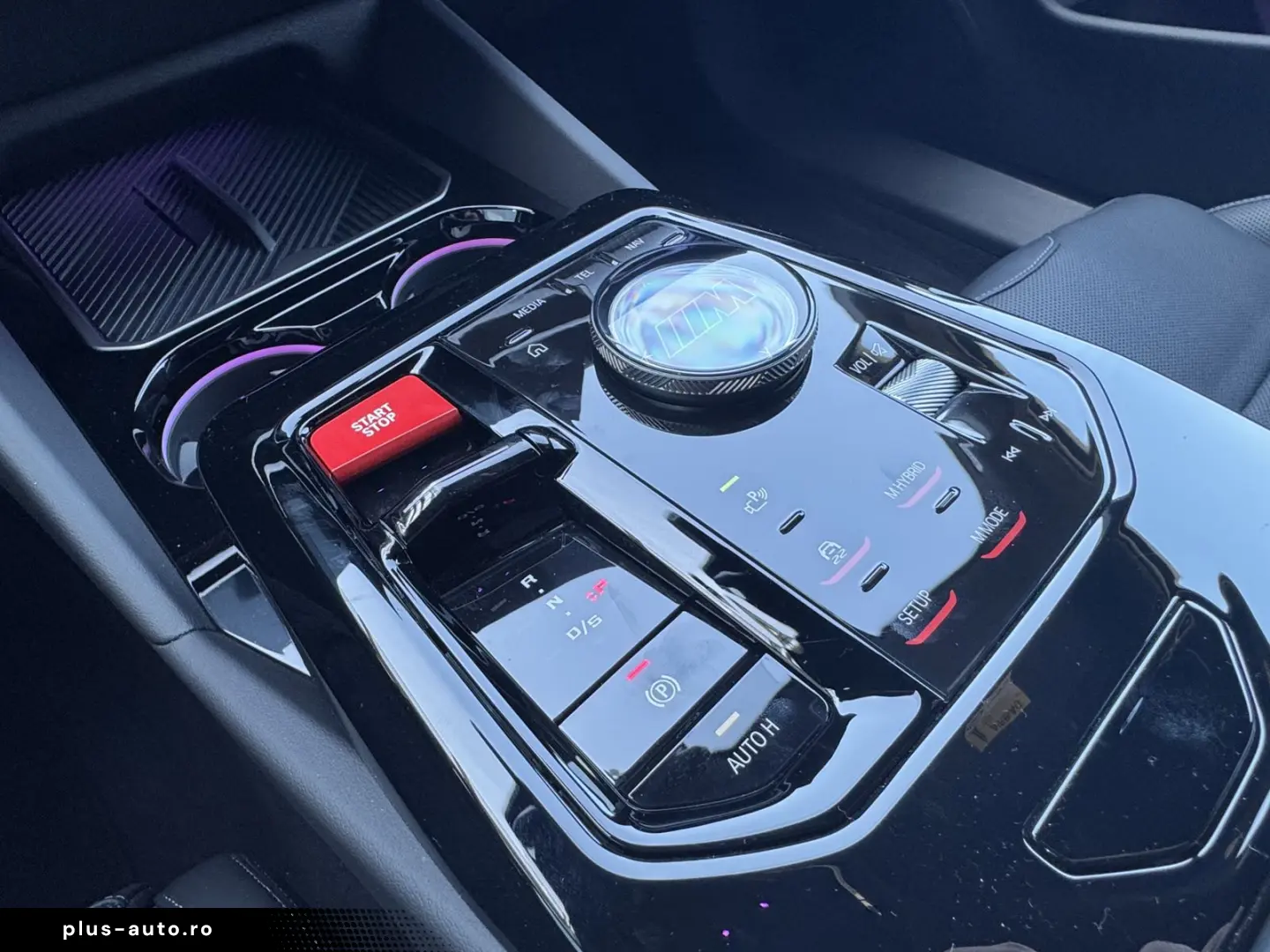 BMW M5 Limousine CarbonKeramik AHK B&W CarbonPack