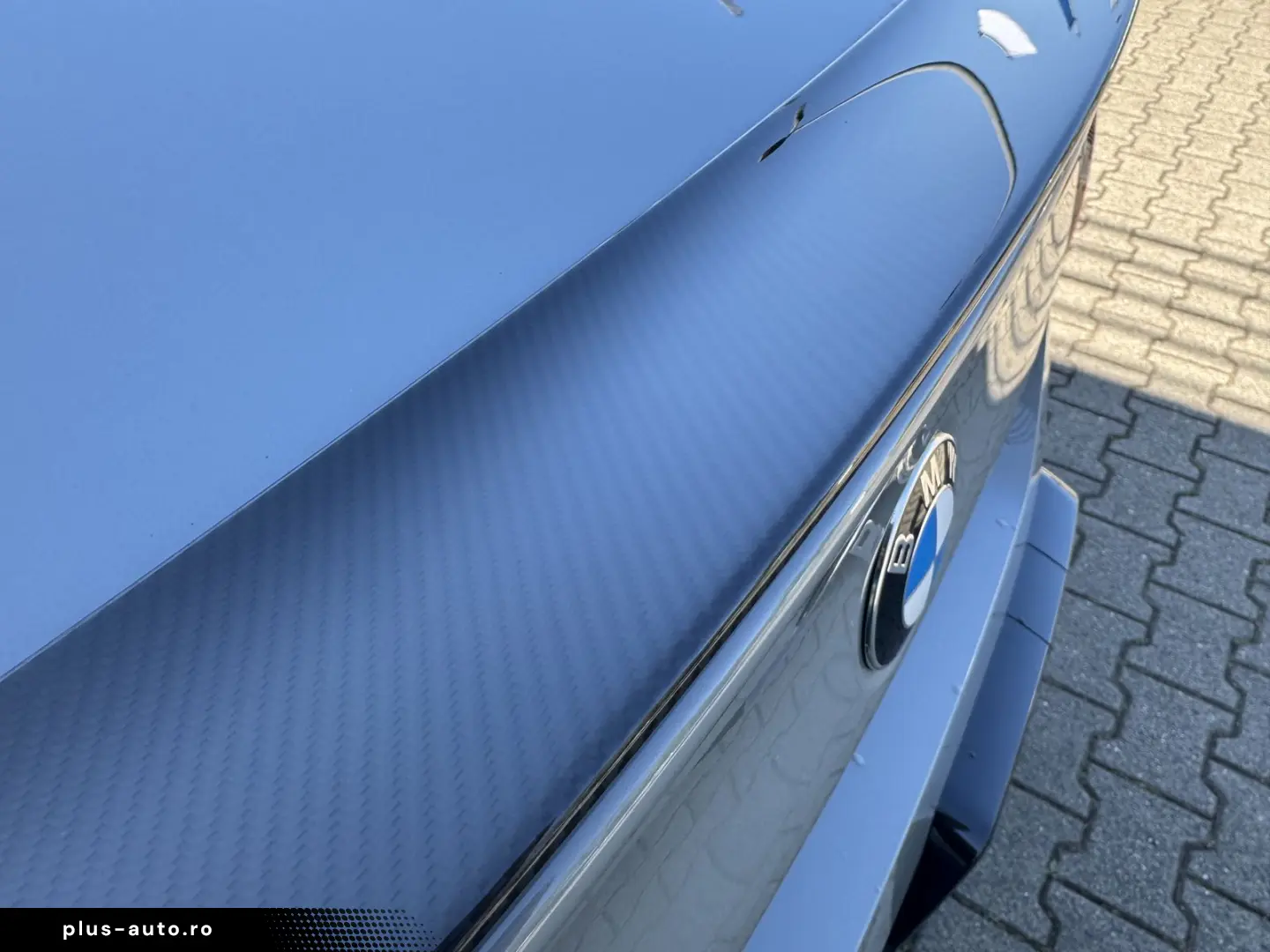 BMW M5 Limousine CarbonKeramik AHK B&W CarbonPack