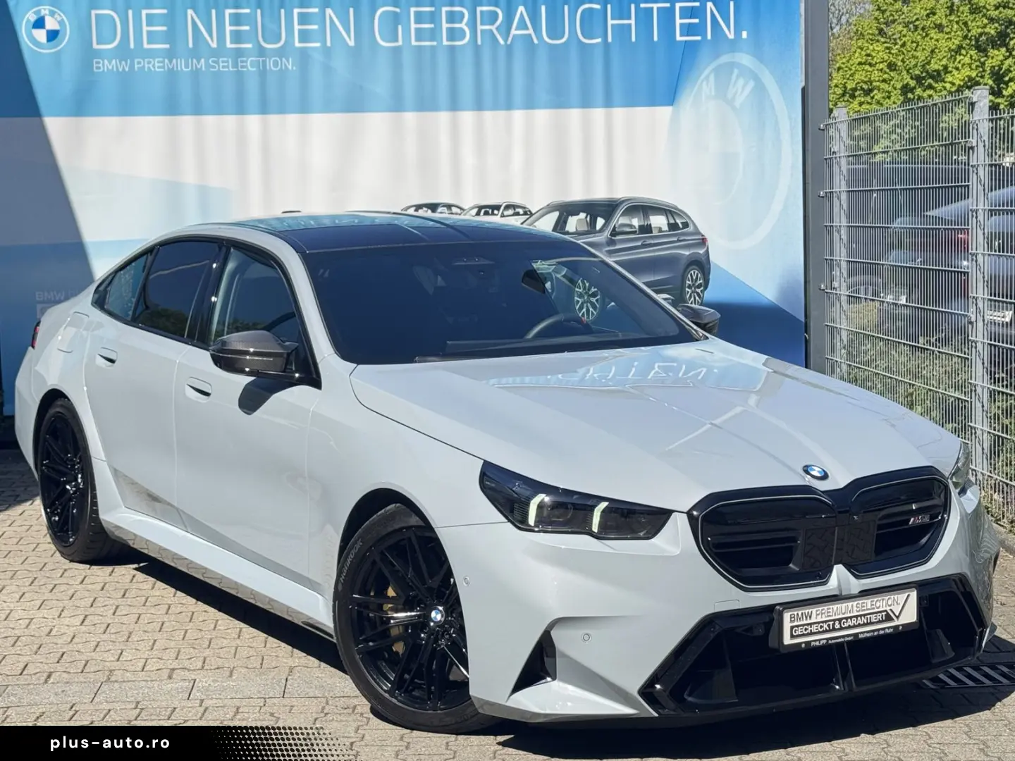 BMW M5 Limousine CarbonKeramik AHK B&W CarbonPack