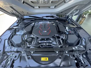 BMW M5 Limousine CarbonKeramik AHK B&W CarbonPack