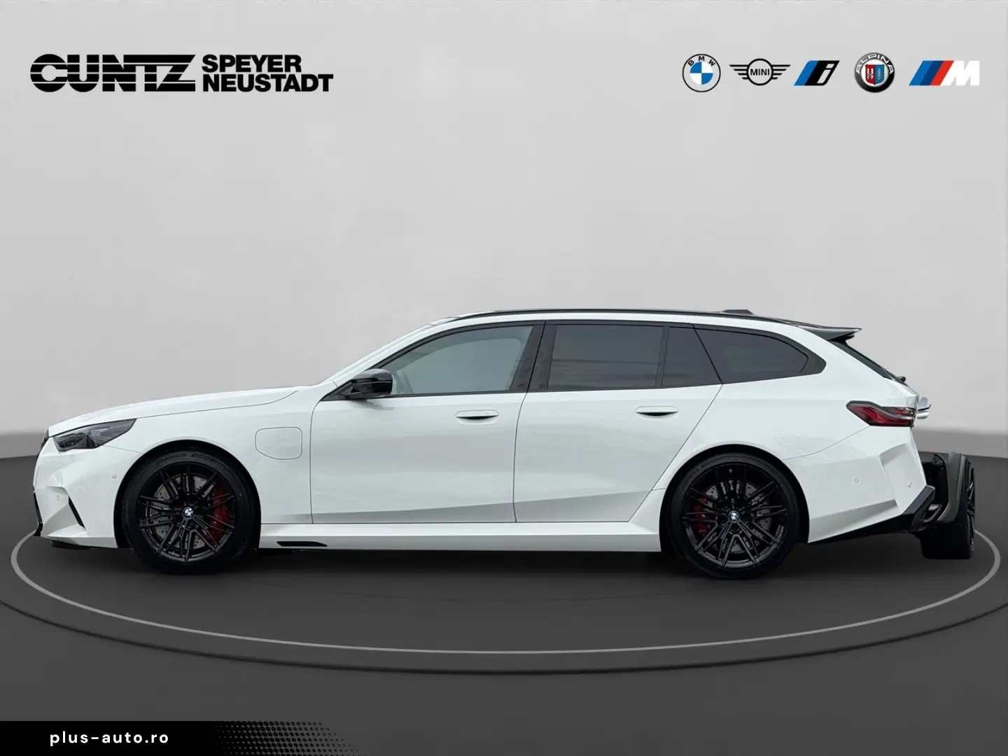 BMW M5 Touring ab 1 99% eff.   Driving Parkingassist