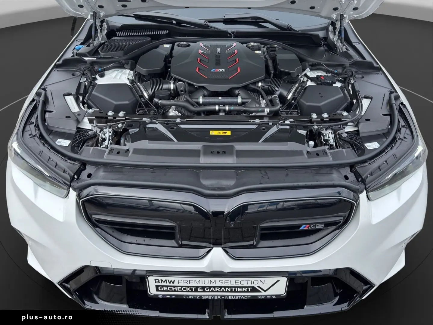 BMW M5 Touring ab 1 99% eff.   Driving Parkingassist