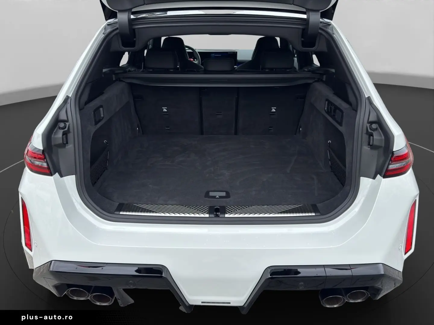 BMW M5 Touring ab 1 99% eff.   Driving Parkingassist