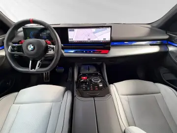 BMW M5 Touring B&W DA&PAProf. Head-Up