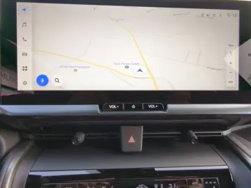 TOYOTA C-HR Plug-In Hybrid 2.0 EU6e FWD (Syst.223 PS) C