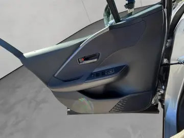 TOYOTA C-HR 1.8 Hybrid Teamplayer  Keyless  Navi  LED