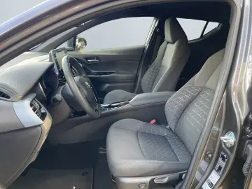 TOYOTA C-HR 2.0 Hybrid Team D  LED ACC CarPlay CAM SHZ