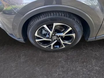 TOYOTA C-HR 2.0 Hybrid Team D  LED ACC CarPlay CAM SHZ