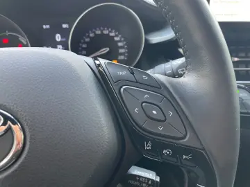 TOYOTA C-HR 2.0 Hybrid Team D  LED ACC CarPlay CAM SHZ
