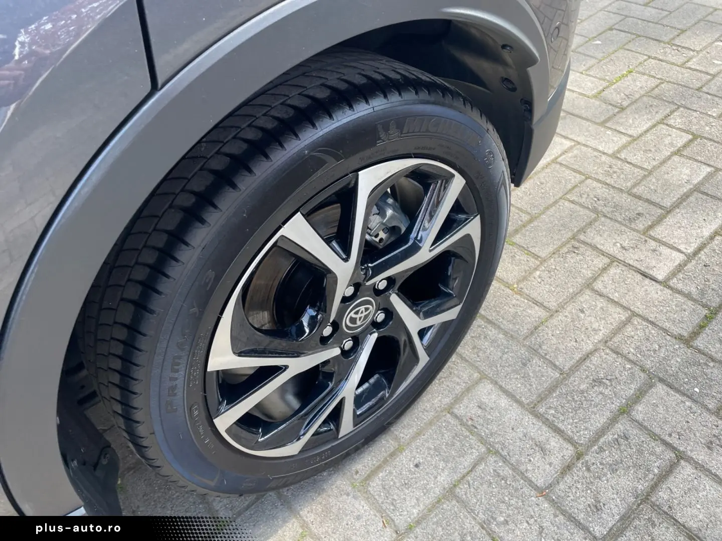 TOYOTA C-HR 2.0 Hybrid Team D  LED ACC CarPlay CAM SHZ