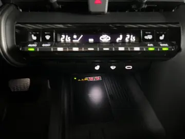 TOYOTA C-HR 2.0 Plug-In Hybrid Teamplayer  LED SHZ CAM