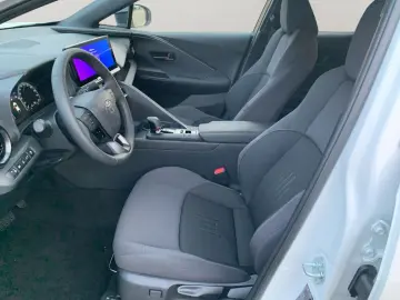 TOYOTA C-HR 2.0 Plug-in-Hybrid Team Deutschland