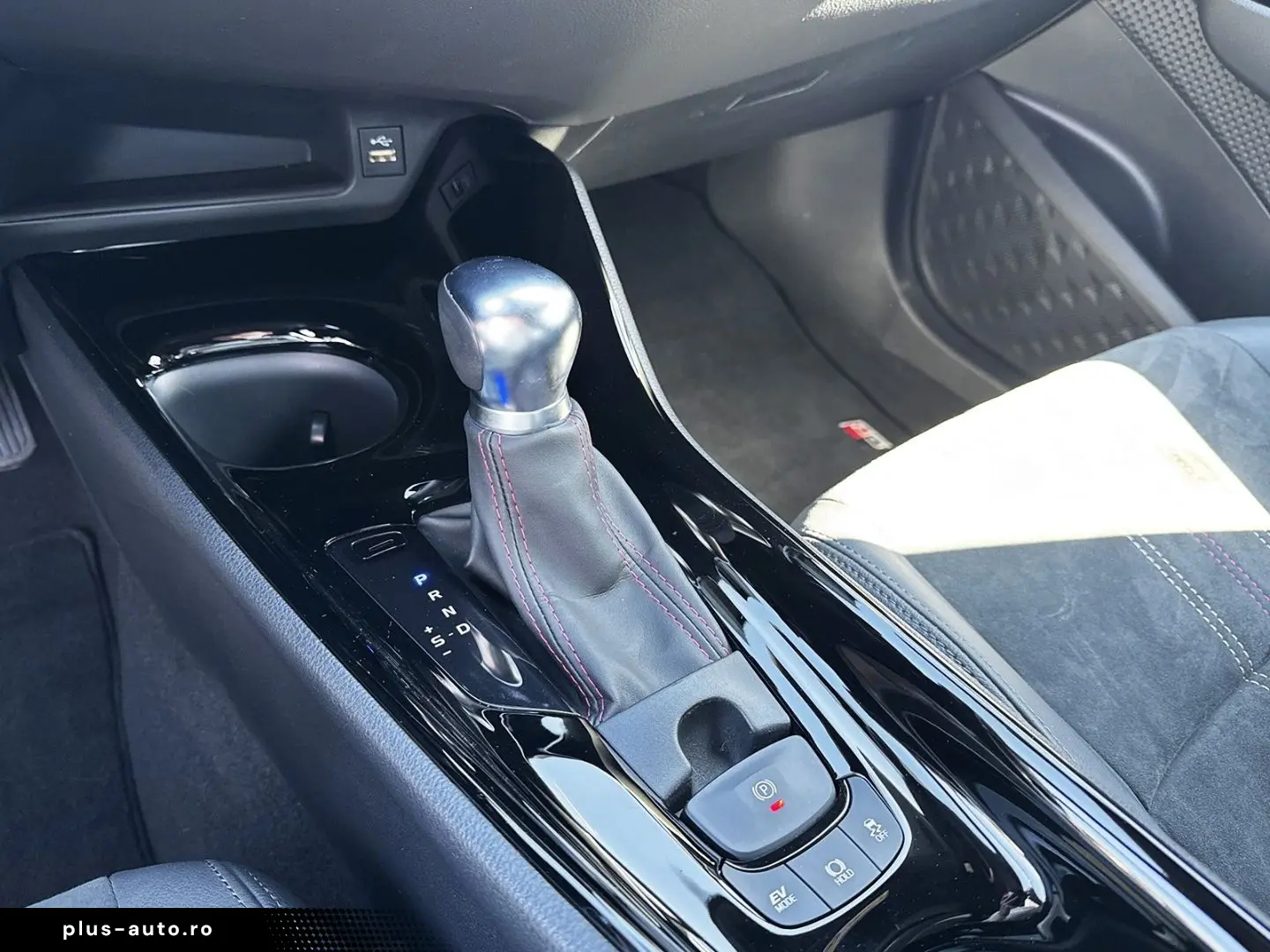 TOYOTA C-HR 2.0 Hybrid GR Sport  Kamera  Sitzheizung