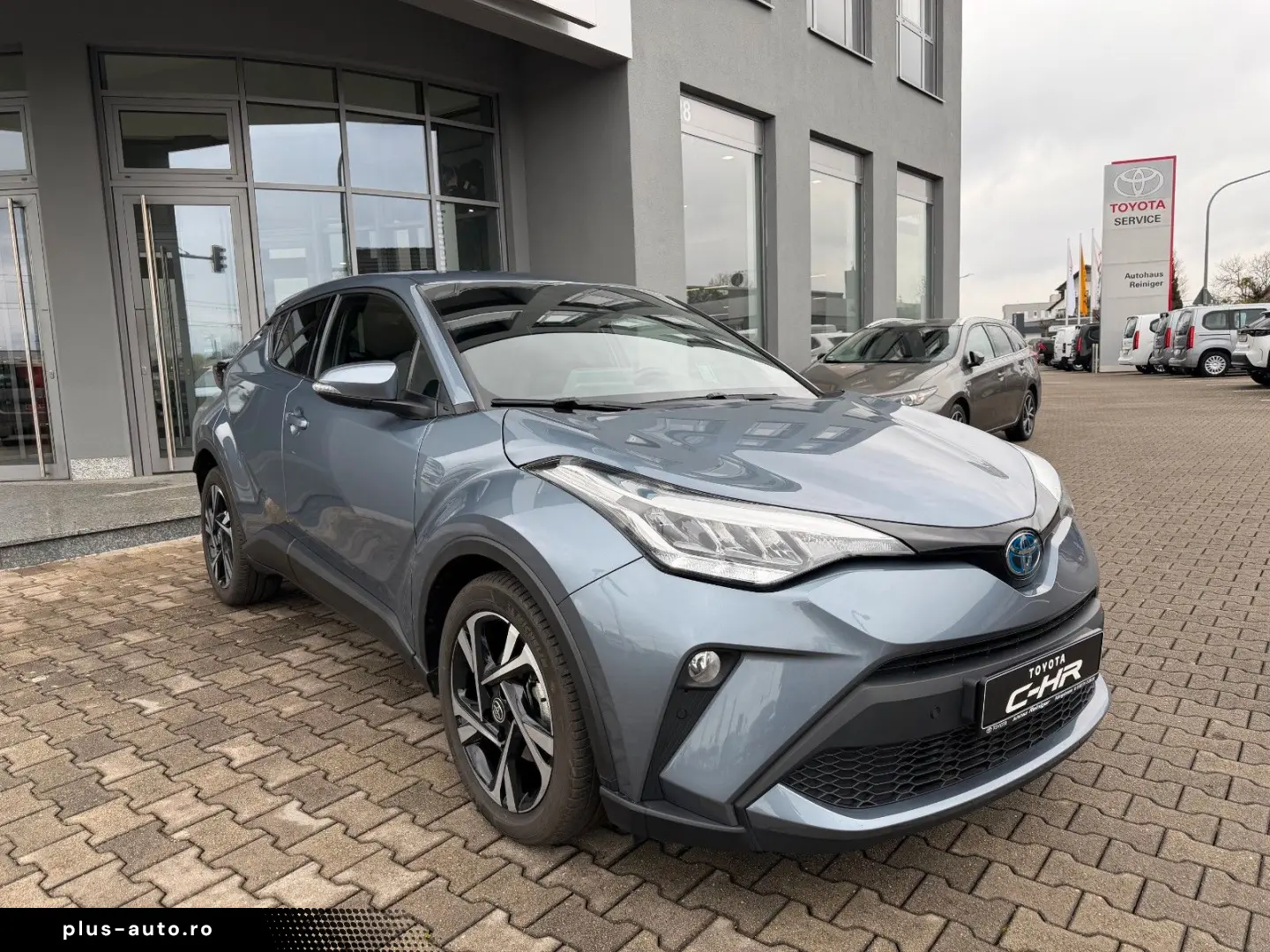 TOYOTA C-HR 1 8l  PDCv h RFK SHZ Navi