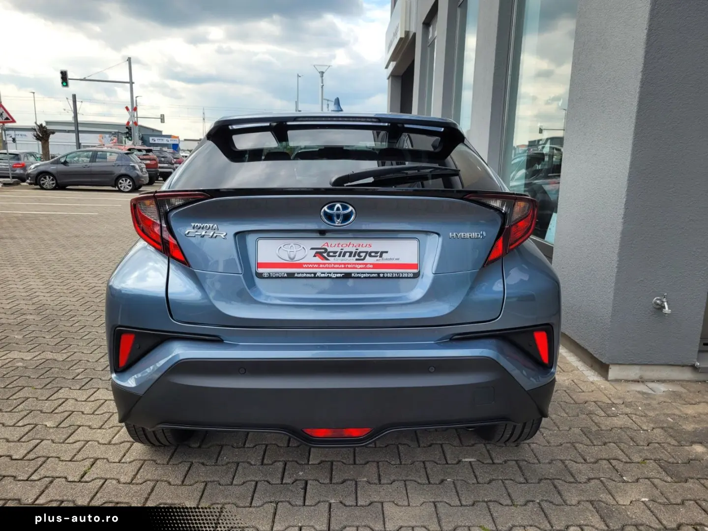 TOYOTA C-HR 1 8l  PDCv h RFK SHZ Navi