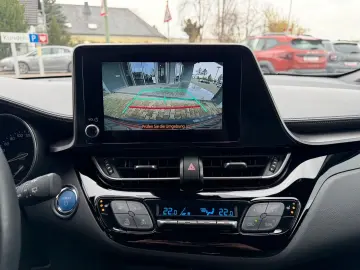 TOYOTA C-HR 1 8l  PDCv h RFK SHZ Navi