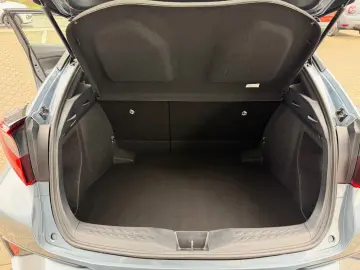 TOYOTA C-HR 1 8l  PDCv h RFK SHZ Navi