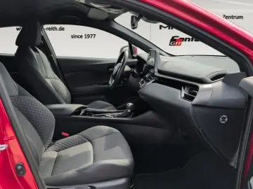 TOYOTA C-HR Hybrid Team D Navi LED Apple CarPlay Androi