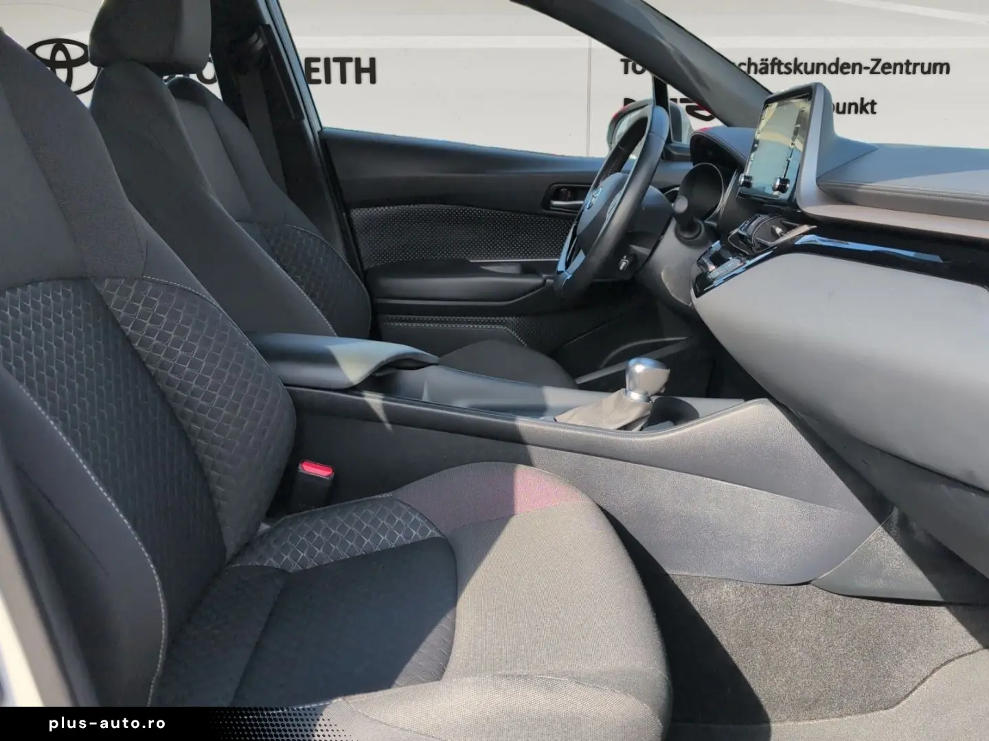 TOYOTA C-HR Hybrid Flow LED Mehrzonenklima DAB Spurhalt