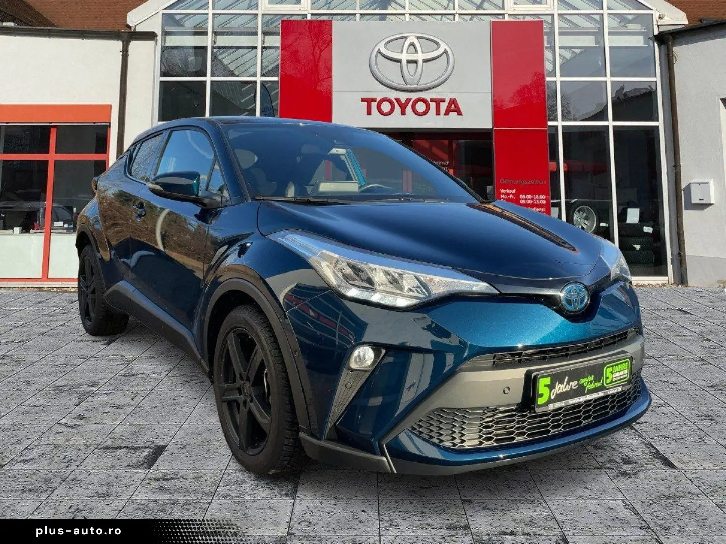 TOYOTA C-HR 1.8 Team D ACC LED Navi SHZ 2xKlima Kam. LM