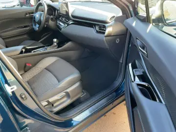 TOYOTA C-HR 1.8 Team D ACC LED Navi SHZ 2xKlima Kam. LM