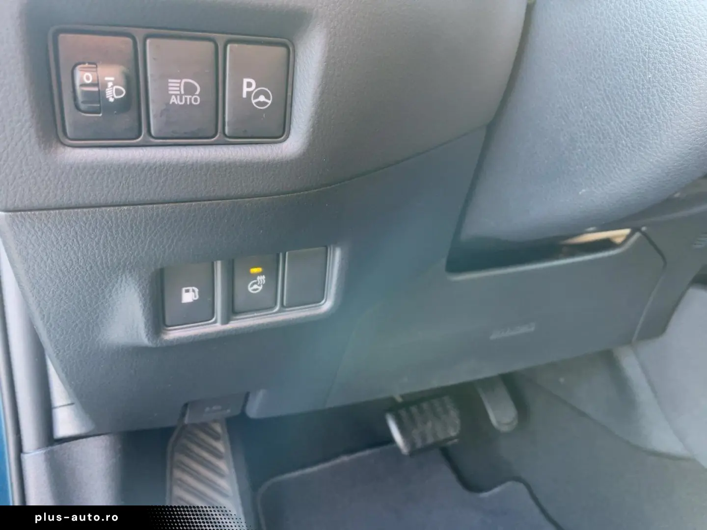 TOYOTA C-HR 1.8 Team D ACC LED Navi SHZ 2xKlima Kam. LM