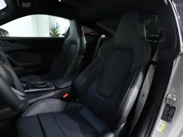PORSCHE 911 Carrera GTS T-Hybrid 18W PASM Sitzbe HD-LED