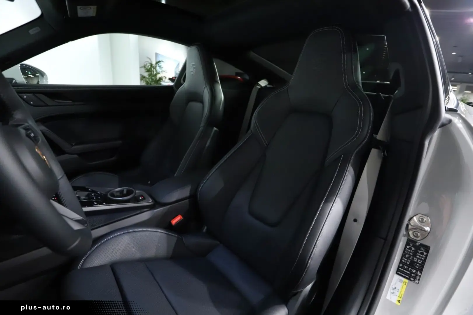 PORSCHE 911 Carrera GTS T-Hybrid 18W PASM Sitzbe HD-LED